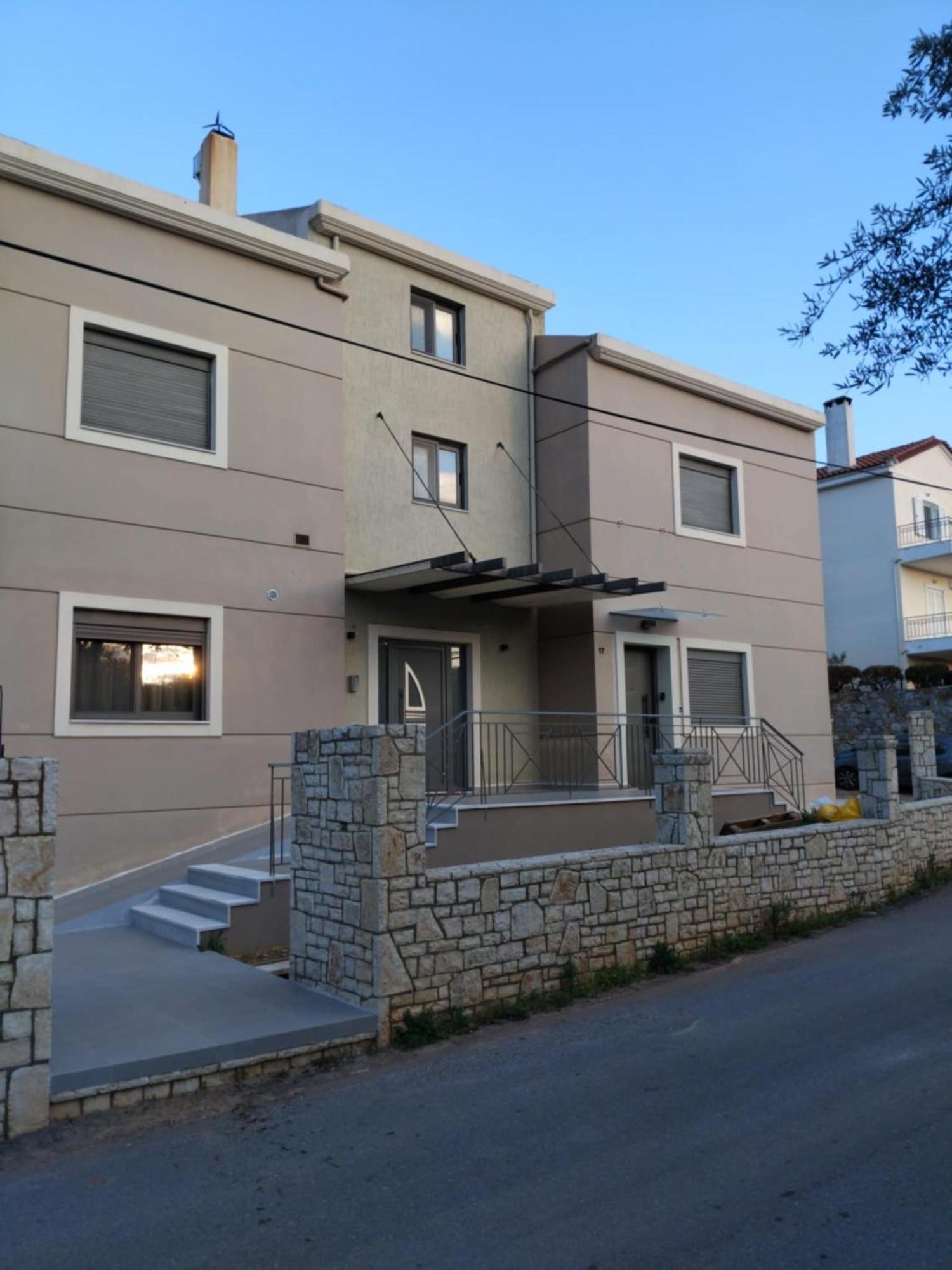 Simple, Calm And Luxurious Kalamata Exterior foto